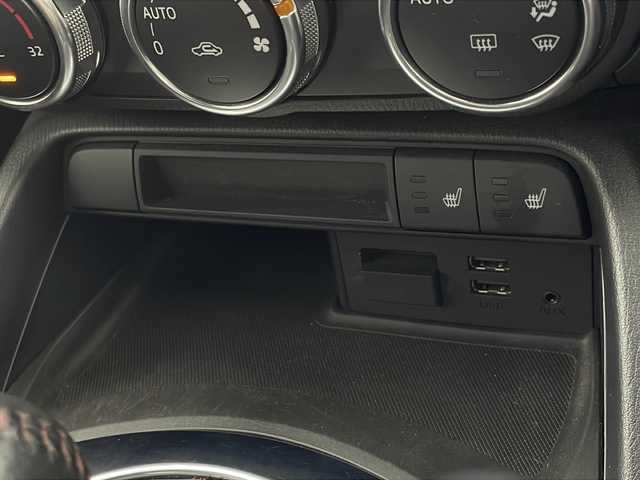 マツダ ロードスター S スペシャルパッケージ 岐阜県 2019(平31)年 6.9万km セラミックM 純正ナビ/Bluetooth/CD.DVD.フルセグTV/ヒートシーター/ドライブレコーダー/横滑り防止/レーンキープアシスト/衝突軽減ブレーキ/コーナーセンサー/バックカメラ/オートライト/LEDヘッドライト/プッシュスタート/スマートキー/スペアキー/ETC