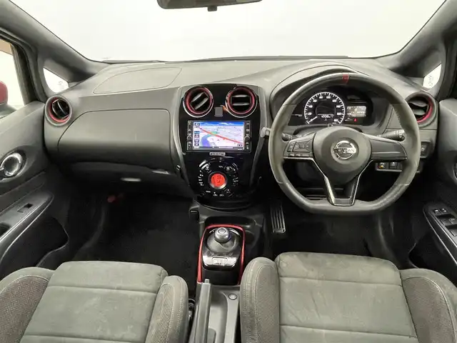 日産 ノート e－パワー ニスモ 熊本県 2020(令2)年 6.6万km スーパーブラック ワンオーナー　/ニスモ専用スポーツシート/純正ナビ（ＣＤ・ＤＶＤ・フルセグ・ＢＴ・ＳＤ・ｉｐｏｄ）/純正フルエアロ　/前後クリアランスソナー　/衝突軽減ブレーキ　/エマージェンシーブレーキ　/車線逸脱警報　/踏み間違い衝突防止　/純正フロアマット/純正１６インチAW/オートライト/LEDヘッドライト/フォグライト/スマートキー/プッシュスタート
