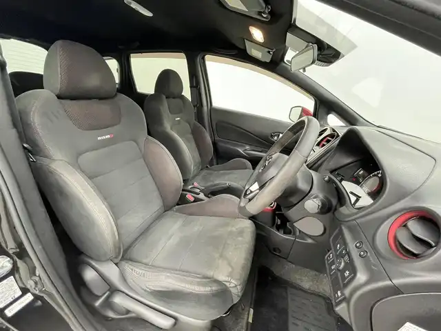 日産 ノート e－パワー ニスモ 熊本県 2020(令2)年 6.6万km スーパーブラック ワンオーナー　/ニスモ専用スポーツシート/純正ナビ（ＣＤ・ＤＶＤ・フルセグ・ＢＴ・ＳＤ・ｉｐｏｄ）/純正フルエアロ　/前後クリアランスソナー　/衝突軽減ブレーキ　/エマージェンシーブレーキ　/車線逸脱警報　/踏み間違い衝突防止　/純正フロアマット/純正１６インチAW/オートライト/LEDヘッドライト/フォグライト/スマートキー/プッシュスタート