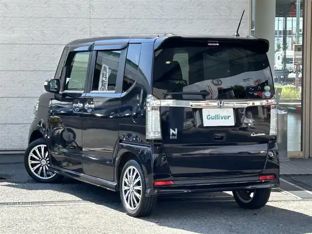 ホンダ Ｎ ＢＯＸ 2トーン カスタム ターボSSパッケージ 兵庫県 2014(平26)年 7.5万km プレミアムゴールドパープルパール 純正ナビ（VXM-145VSi）/　（AM/FM/CD/DVD/BT)/ワンセグTV/バックカメラ/プッシュスタート/横滑り防止装置/ステアリングリモコン/パドルシフト/クルーズコントロール（追従なし）/前後ドライブレコーダー/GPSレーダー/ETC/両側パワースライドドア/純正フロアマット/ドアバイザー/純正15インチアルミホイール/スマートキー/スペアキー1本/保証書