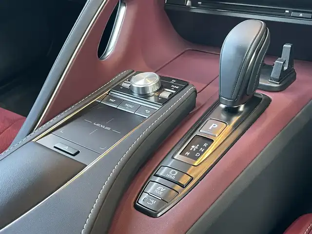 レクサス ＬＣ 500h Sパッケージ 鹿児島県 2019(平31)年 2.6万km 黒 禁煙車/メーカーナビ/マークレビンソン/ヘッドアップディスプレイ/シートヒーター/ベンチレーション/メモリー付きパワーシート/BSM/純正21インチアルミホイール/ハーフレザーシート/バックカメラ/カーボンルーフ/フロアマット/ETC/ステアリングヒーター/3眼LEDライト