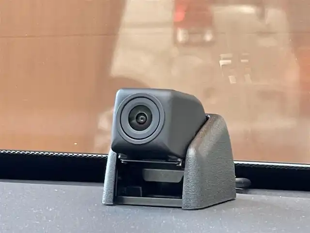 レクサス ＬＣ 500h Sパッケージ 鹿児島県 2019(平31)年 2.6万km 黒 禁煙車/メーカーナビ/マークレビンソン/ヘッドアップディスプレイ/シートヒーター/ベンチレーション/メモリー付きパワーシート/BSM/純正21インチアルミホイール/ハーフレザーシート/バックカメラ/カーボンルーフ/フロアマット/ETC/ステアリングヒーター/3眼LEDライト