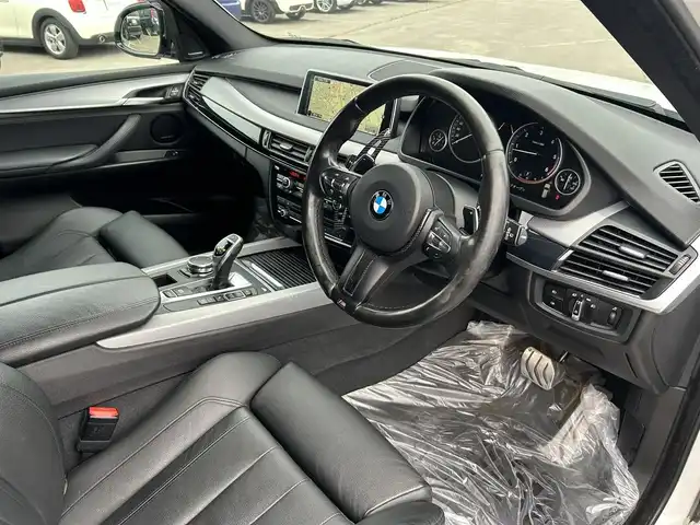 ＢＭＷ Ｘ５ xDrive 35d Mスポーツ 道南・函館 2016(平28)年 8.3万km アルピンホワイトⅢ 純正ナビTV・CD・DVD再生/（Bluetooth・USB/AUX）/サンルーフ/黒革シート/シートヒーター/ビルトインETC/コンフォートアクセス/アンビエントライト/LEDヘッドライト・LEDフォグライト/リヤパワーゲート/バックカメラ/前後コーナーセンサー/純正AWスタッドレス車内積み/前後社外リップスポイラー/エアロミラーカバー/新車時保証書/取扱説明書