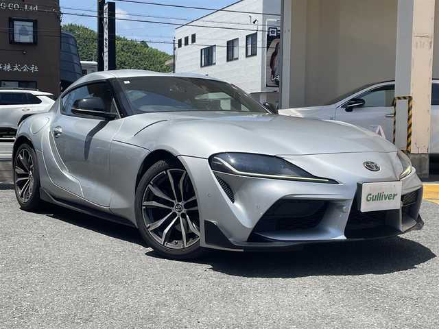 トヨタ スープラ SZ－R 静岡県 2020(令2)年 1.6万km シルバーメタリック 純正ナビ/フルセグTV/BT/USB/バックカメラ/ハーフレザーシート/前席パワーシート/前席シートヒーター /運転席シートメモリー/社外デジタルインナーミラー型前後ドラレコ/衝突軽減ブレーキ/レーンキープアシスト/ブラインドスポットモニター/クリアランスソナー/レーダークルーズコントロール/ETC/LEDヘッドライト/パドルシフト/リヤフォグ/スマートキー×2/保証書/取扱説明書/ナビ取扱説明書