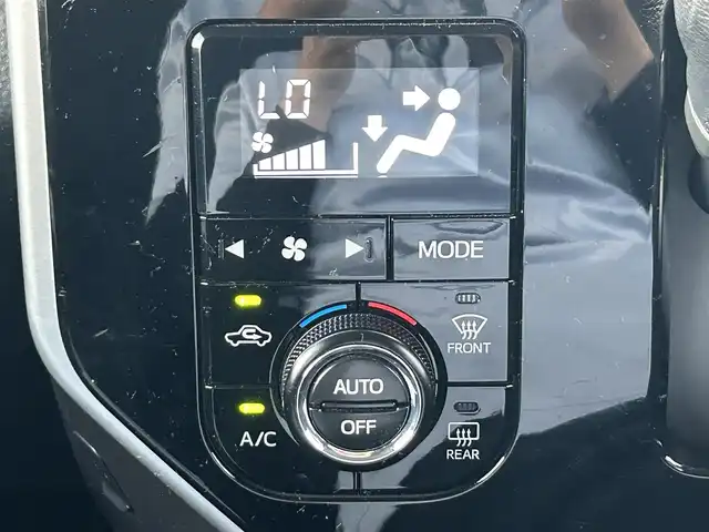 トヨタ タンク カスタムG S 兵庫県 2018(平30)年 4.1万km パールホワイトⅢ 純正ＳＤナビ　/Bluetooth　/フルセグTV　/バックモニター/ドライブレコーダー　/ETC　/両側パワースライドドア　/LEDヘッドライト　/スマートアシストII　/衝突軽減ブレーキ　/クルーズコントロール/純正アルミ/オートライト