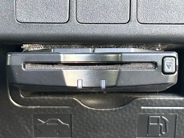 トヨタ タンク カスタムG S 兵庫県 2018(平30)年 4.1万km パールホワイトⅢ 純正ＳＤナビ　/Bluetooth　/フルセグTV　/バックモニター/ドライブレコーダー　/ETC　/両側パワースライドドア　/LEDヘッドライト　/スマートアシストII　/衝突軽減ブレーキ　/クルーズコントロール/純正アルミ/オートライト
