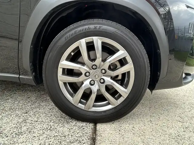 レクサス ＮＸ 300h 長崎県 2015(平27)年 4.4万km スターライトブラックガラスフレーク 純正ナビ/（CD/DVD/BT/フルセグ）/バックカメラ/衝突軽減システム/レーンアシスト/ブラインドスポットモニター/コーナーセンサー/レーダークルーズ/ETC/前席パワーシート/パワーバックドア/パドルシフト/前後ドライブレコーダー/社外レーダー（ZERO330V）/純正18インチAW