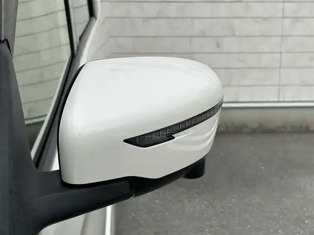 日産 セレナ ハイウェイスターVセレクションⅡ 福岡県 2018(平30)年 7.1万km ブリリアントホワイトパール 純正９型メモリーナビ（フルセグTV・CD・DVD・BT）アラウンドビューモニターエマージェンシーブレーキコーナーセンサー/両側パワースライドドア純正ドラレコETC純正LED・アルミホイールスマートキープッシュスタートnismoドアハンドルプロテクター