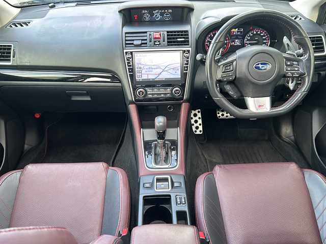 スバル レヴォーグ 2．0STIスポーツアイサイト 山形県 2017(平29)年 11.3万km ストームグレーメタリック 禁煙車/４WD/アイサイト/純正ナビ/（AM/FM/フルセグ/BT）/BSM/クルーズコントロール/前後ドライブレコーダー/前席シートヒーター/前席パワーシート/電動格納ミラー/デジタルインナーミラー/オートLEDヘッドライト/LEDフォグライト/ドアバイザー/横滑り防止装置/レーンキープアシスト/純正アルミホイール