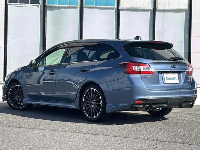 スバル レヴォーグ 2．0STIスポーツアイサイト 山形県 2017(平29)年 11.3万km ストームグレーメタリック 禁煙車/４WD/アイサイト/純正ナビ/（AM/FM/フルセグ/BT）/BSM/クルーズコントロール/前後ドライブレコーダー/前席シートヒーター/前席パワーシート/電動格納ミラー/デジタルインナーミラー/オートLEDヘッドライト/LEDフォグライト/ドアバイザー/横滑り防止装置/レーンキープアシスト/純正アルミホイール