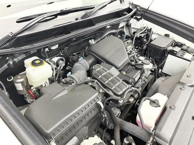 トヨタ ランドクルーザー プラド TX Lパッケージ 滋賀県 2016(平28)年 8.7万km ホワイトパールクリスタルシャイン 禁煙車/モデリスタエアロ/黒レザーシート/純正SDナビ/・CD/DVD/Bluetooth//バックカメラ/LEDヘッドライト/ビルトインETC/パワーシート/シートヒーター/ウッドコンビステアリング/ステアリングスイッチ/クリアランスソナー/オートライト