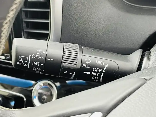 ホンダ オデッセイ ハイブリッド アブソルート・EXホンダセンジング 埼玉県 2018(平30)年 2.6万km プレミアムヴィーナスブラックP ＭＣ後期　両側電動ドア　純正MOPギャザーズ９型ナビ　純正フリップダウンモニター　全周囲モニター　ハーフレザーシート　シートヒーター　パワーシート　後席オットマン　ビルトインＥＴＣ　２．０　前後ドラレコ　Ｂluetooth　フルセグＴＶ HDMI Fフォグ