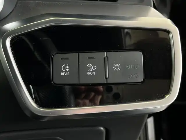 アウディ Ａ６ 40TDIクワトロ Sライン 山形県 2022(令4)年 3.8万km 黒 Slineパッケージ/・バルコナレザー/・HDマトリクスLEDヘッドライト/・サラウンドビューカメラ/・パークアシストプラス/・マルチカラーアンビエントライト/テクノロジーパッケージ/・４ゾーンデラックスオートマチックエアコン/・電動リアゲート/・フットオープナー/・ワイアレス充電/・全席シートヒーター/純正ナビ/フルセグTV