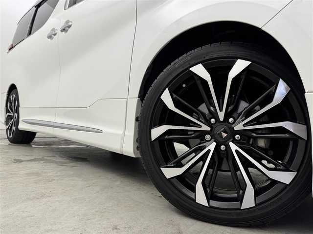 トヨタ アルファード S Cパッケージ 福岡県 2021(令3)年 5.6万km ホワイトパールクリスタルシャイン ワンオーナ　/モデリスタエアロ　/モデリスタ２０インチＡＷ　/純正１２．１型後席モニター　/純正９型ナビ　/フルセグTV/バックカメラ　/レーダークルコン　/コーナーセンサー　/セーフティセンス　/衝突軽減ブレーキ　/レーンキープ　/アクセル踏み間違い防止　/ＭＴモード付き　/ステアリングリモコン　/両側電動スライドドア　/パワーバックドア　/パワーシート　/シートメモリー　/シートベンチレーション／ヒーター　/ステアリングヒーター　/３眼ＬＥＤ
