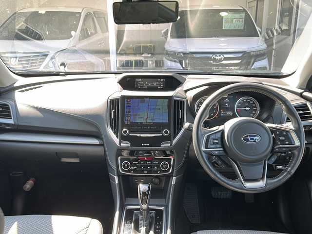 スバル フォレスター X－エディション 長野県 2020(令2)年 3.1万km ジャスパーグリーンM .純正ナビ　/.全方位カメラ　/.アダプティブクルーズコントロール　/.フルセグ　/.電動リアゲート　/.純正フロアマット　/.パワーシート　/.純正アルミホイール付スタッドレスタイヤ　/.ビルトインＥＴＣ　/.シートヒーター　/.スマートキー/.Bluetooth/.VDC［ビークルダイナミクスコントロール］ /.HDC[ヒルディセントコントロール]