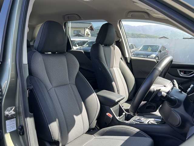 スバル フォレスター X－エディション 長野県 2020(令2)年 3.1万km ジャスパーグリーンM .純正ナビ　/.全方位カメラ　/.アダプティブクルーズコントロール　/.フルセグ　/.電動リアゲート　/.純正フロアマット　/.パワーシート　/.純正アルミホイール付スタッドレスタイヤ　/.ビルトインＥＴＣ　/.シートヒーター　/.スマートキー/.Bluetooth/.VDC［ビークルダイナミクスコントロール］ /.HDC[ヒルディセントコントロール]