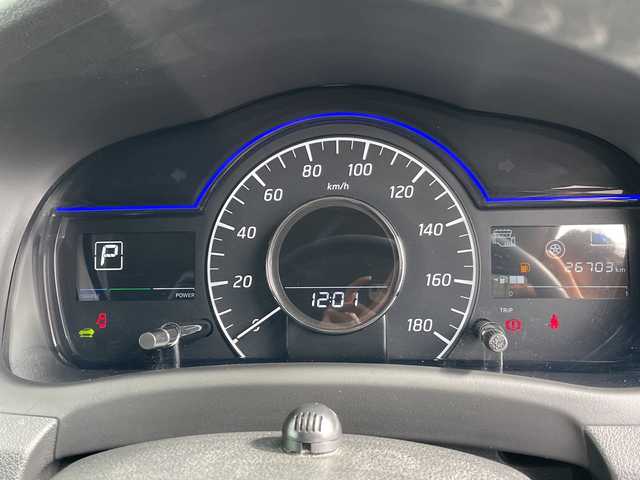 日産 ノート e－パワー メダリスト 愛知県 2018(平30)年 2.7万km ブリリアントホワイトパール 純正ナビ　SDカードなし/全方位カメラ/クルーズコントロール/バックカメラ/純正アルミホイール/ETC/レーンキープアシスト/ドライブレコーダー/ステアリングスイッチ/スマートキー/プッシュスタート