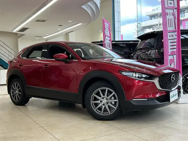 マツダ ＣＸ－３０ 東京都 2022(令4)年 1.1万km ソウルレッドクリスタルM ワンオーナー/純正ナビ(AM/FM/BT/フルセグTV)/バックカメラ/全方位カメラ/F/Rコーナーセンサー/ACC/BSM/LKA/HUD/純正前後ドラレコ/パワーバックドア/D席パワーシート/D/N席シートヒーター/メモリーシート/ステアリングヒーター/スマートキー/プッシュスタート/スペアキー×１/ETC/LEDライト/オートライト/オートハイビーム/ステアリングスイッチ/パドルシフト/革巻きステアリング/プライバシーガラス/アイドリングストップ/純正フロアマット/電格ウィンカーミラー/ISOFIX/エアバック（W＋サイド）/保証書/取扱説明書/記録簿