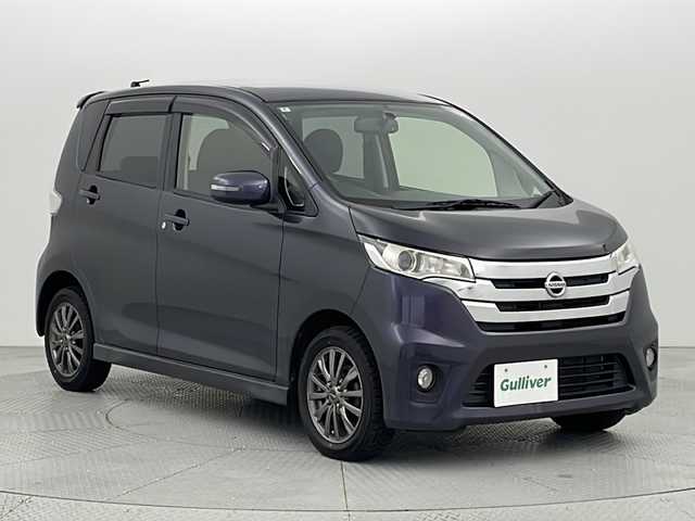 日産 デイズ ハイウェイスターX 新潟県 2014(平26)年 7.8万km プレミアムパープルP 純正SDナビ/(AM/FM/CD/DVD)/バックモニター/HIDヘッドライト/純正アルミホイール付夏タイヤ積込/(155/65/R14/4mm)/アイドリングストップ/電動格納ミラー/純正フロアマット/ドアバイザー/スマートキー/ETC