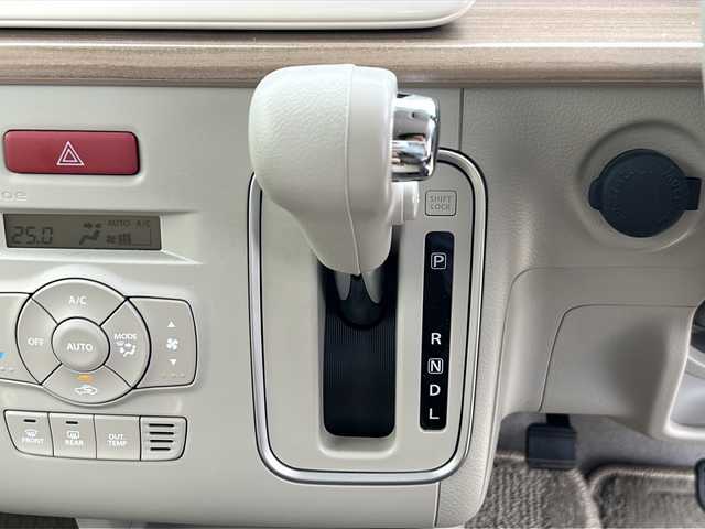 スズキ ラパン X 茨城県 2017(平29)年 0.6万km フレンチミントパールメタリック ワンオーナー/純正メモリナビ/CD/DVD/AM/FM/USB/BT/フルセグTV/全方位バックカメラ/アイドリングストップ/横滑り防止装置/盗難防止装置/衝突被害軽減システム/HIDオートライト/シートヒーター/純正14インチアルミホイール/nanoe　/ステアリングリモコン/プッシュスタート/スマートキー