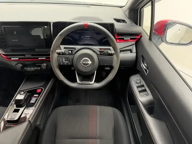 日産 オーラ ニスモ 兵庫県 2022(令4)年 3.6万km ピュアホワイトパール 純正メモリナビ(CD/DVD/Bluetooth/フルセグ)/アラウンドビューモニター/前後コーナーセンサー/ブラインドスポットモニター/レーンキープアシスト/前後ドライブレコーダー/オートライト/オートマチックハイビーム/ビルトインETC/ハーフレザーシート/純正17インチアルミホイール/純正フロアマット/スマートキー/スペアキー/LEDヘッドライト/標識検知