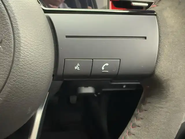 日産 オーラ ニスモ 兵庫県 2022(令4)年 3.6万km ピュアホワイトパール 純正メモリナビ(CD/DVD/Bluetooth/フルセグ)/アラウンドビューモニター/前後コーナーセンサー/ブラインドスポットモニター/レーンキープアシスト/前後ドライブレコーダー/オートライト/オートマチックハイビーム/ビルトインETC/ハーフレザーシート/純正17インチアルミホイール/純正フロアマット/スマートキー/スペアキー/LEDヘッドライト/標識検知