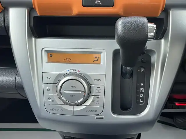 スズキ ハスラー G 大分県 2016(平28)年 7.1万km パッションオレンジマイカ/スペリアホワイト 社外ナビ　AVIC-RZ33/ワンセグ/ＤＶＤ/ＣＤ/ＳＤ/アイドリングストップ/レーダーブレーキサポート/ETC/シートヒーターDN/プッシュスタート/スマートキー/純正AW付きサマータイヤ積込