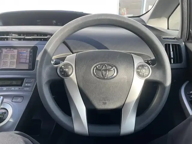 トヨタ プリウス S 栃木県 2012(平24)年 2.2万km ボルドーマイカメタリック 株)IDOMが運営する【じしゃロン小山店】の自社ローン専用車両になります。こちらは現金またはオートローンご利用時の価格です。自社ローンご希望の方は別途その旨お申付け下さい//禁煙車/純正ワンセグナビ/（CD/DVD/AM/FMラジオ）/(Bluetooth)/スマートキー/ステアリングリモコン/電格ミラー/パワーウインドウ/防眩ミラー/オートライト