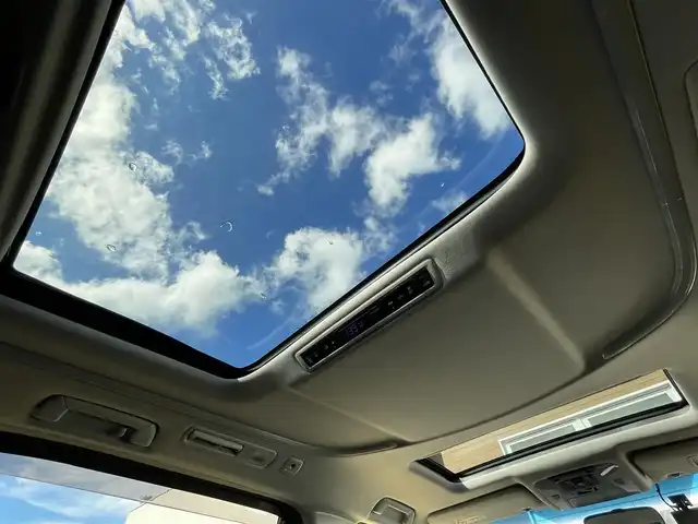 トヨタ アルファード S Aパッケージ 宮崎県 2015(平27)年 6.6万km ホワイトパールクリスタルシャイン 社外ナビ/Bluetooth（電話接続のみ）/ツインサンルーフ/両側パワースライドドア/バックカメラ/ETC/クルーズコントロール/ドライブレコーダー/LEDヘッドライト/純正18インチアルミ/純正フロアマット