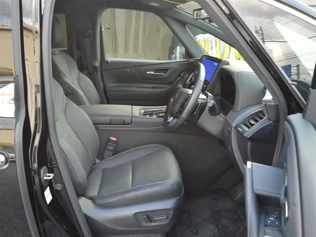 トヨタ アルファードハイブリット Z 栃木県 2024(令6)年 3.4万km ブラック ワンオーナー/Toyota　Safety Sense/[プリクラッシュセーフティ/レーントレーシングアシスト/レーンディパーチャーアラート/アダプティブハイビームシステム/オートマチックハイビーム/ロードサインアシスト/ドライバー異常時対応システム/発進遅れ告知機能/プロアクティブドライビングアシスト/緊急時操舵支援/フロントクロストラフィックアラート/レーンチェンジアシスト]/レーダークルーズコントロール/ヘッドアップディスプレイ/ブラインドスポットモニター/コーナーセンサー/純正14インチディスプレイオーディオ(ナビ付)/[フルセグ/AM/FM/BT/USB/Miracast/MDMI]/オートライト/三眼LEDヘッドライト/フォグランプ/パノラミックビューモニター/パワーシート[前席/2nd]/シートヒーター[前席/2nd]/シートベンチレーション[前席/2nd]/オットマン[2nd]/シートエアコン/パワーバックドア/ユニバーサルステップ/ビルトインETC2.0/ドライブレコーダー[前後]/置くだけ充電/デジタルインナーミラー/100v電源/スマートスペアキー×1/取扱説明書/保証書