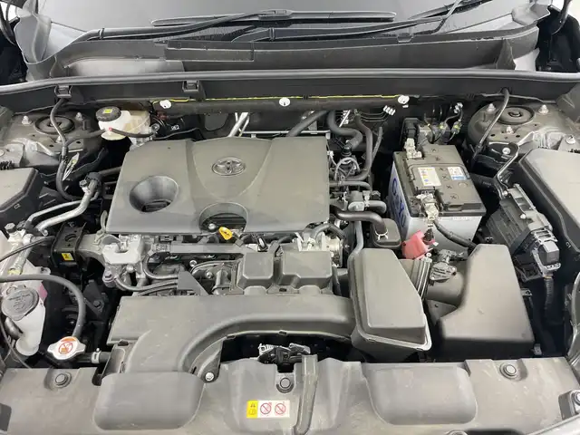 トヨタ ハリアー Z レザーパッケージ 愛知県 2020(令2)年 4.9万km プレシャスブラックパール 禁煙車/純正12.3インチナビ/（AM/FM/フルセグTV/Bluetooth/USB)/全方位カメラ/JBLサウンド/トヨタセーフティセンス/・プリクラッシュセーフティ/・レーントレーシングアシスト/・レーンディパーチャーアラート/・レーダークルーズコントロール/・アダプティブハイビームシステム/・ロードサインアシスト/・プロアクティブドライビングアシスト/・パーキングサポートブレーキ/・発進遅れ告知機能/・ブラインドスポットモニター/ヘッドアップディスプレイ/デジタルインナーミラー/ETC2.0/ドライブレコーダー/本革シート/シートベンチレーション/シートヒーター/パワーシート/メモリシート/ステアリングヒーター/パワーバックドア/純正19インチアルミホイール/LEDヘッドライト/フロントフォグランプ/オートライト/スマートキー/プッシュスタート/横滑り防止装置/純正フロアマット/オートホールド/電子パーキングブレーキ