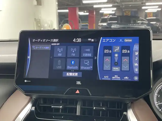 トヨタ ハリアー Z レザーパッケージ 愛知県 2020(令2)年 4.9万km プレシャスブラックパール 禁煙車/純正12.3インチナビ/（AM/FM/フルセグTV/Bluetooth/USB)/全方位カメラ/JBLサウンド/トヨタセーフティセンス/・プリクラッシュセーフティ/・レーントレーシングアシスト/・レーンディパーチャーアラート/・レーダークルーズコントロール/・アダプティブハイビームシステム/・ロードサインアシスト/・プロアクティブドライビングアシスト/・パーキングサポートブレーキ/・発進遅れ告知機能/・ブラインドスポットモニター/ヘッドアップディスプレイ/デジタルインナーミラー/ETC2.0/ドライブレコーダー/本革シート/シートベンチレーション/シートヒーター/パワーシート/メモリシート/ステアリングヒーター/パワーバックドア/純正19インチアルミホイール/LEDヘッドライト/フロントフォグランプ/オートライト/スマートキー/プッシュスタート/横滑り防止装置/純正フロアマット/オートホールド/電子パーキングブレーキ