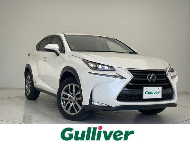レクサス ＮＸ 300h バージョンL 沖縄県 2016(平28)年 8.2万km ソニッククォーツ 純正１０．３型ナビ　/プリクラッシュセーフティ　/バックカメラ　/ドライブレコーダー　/本革シート　/三眼ＬＥＤヘッドライト　/フルセグＴＶ　/Ｂｌｕｅｔｏｏｔｈ　/パワーシート　/レーダークルーズコントロール　/ＥＴＣ