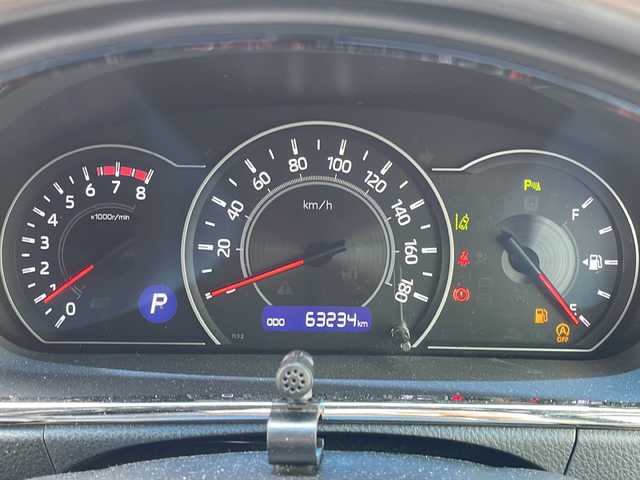 トヨタ ノア Si ダブルバイビーⅡ 福岡県 2020(令2)年 6.4万km ホワイトパールクリスタルシャイン 社外10インチナビ/（バックカメラ、TV、Bluetooth、BSB）/社外13インチフリップダウンモニター/両側パワースライドドア/デジタルインナーミラー/社外エアロ/リアエアコン/ETC/ドライブレコーダー前後/クルーズコントロール/プリクラッシュ/車線逸脱警報/横滑り防止装置/アイドリングストップ/2列目格納式サンシェード/シートバックテーブル/純正18インチホイール/純正マット/LEDヘッドライト/スマートキー/プッシュスタート/スペアキー/ウィンカーミラー