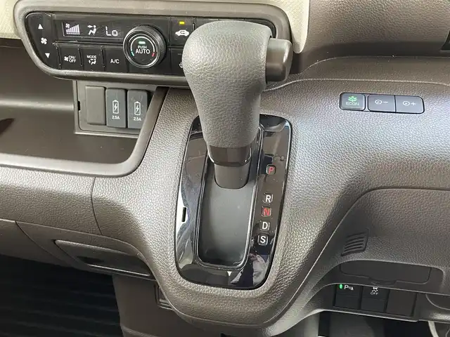 ホンダ Ｎ ＢＯＸ L 宮崎県 2021(令3)年 3.4万km クリスタルブラックパール ワンオーナー/社外ナビ/フルセグテレビ/バックカメラ/ACC/LKAS/片側パワースライドドア/車線逸脱警報/LEDヘッドライト/パーキングセンサー/シートヒーター/ベンチシート/スマートキー/USB