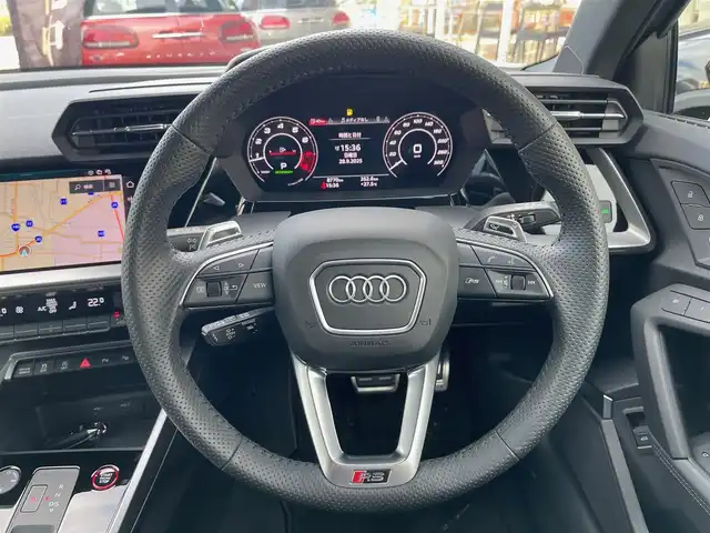 アウディ アウディ ＲＳ３ スポーツバック 山梨県 2023(令5)年 0.8万km グレーＭ 当店買取 /ワンオーナー /黒革 /シートヒーター　/マトリクスLED /Aハイビーム /ドライブセレクト /ACC /LKA /バーチャルCP /Pバックドア /フットオープナー /純正前後ドラレコ /純正HDDナビ /AppleCarPlay /AndroidAuto