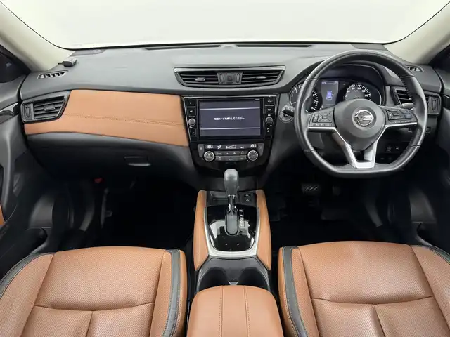 日産 エクストレイル 20Xi レザーエディション 福岡県 2020(令2)年 6.6万km ブリリアントホワイトパール パノラミックガラスルーフ　/純正９型ナビ／フルセグTV　/全方位カメラ　/インテリジェントルームミラー　/ＥＴＣ　/前方ドラレコ　/プロパイロット　/コーナーセンサー　/エマージェンシーブレーキ　/レーンキープ　/パワーバックドア　/シートヒーター　/ヒーテッドドアミラー　/パワーシート　/純正１８インチアルミホイール　/ＬＥＤヘッドライト