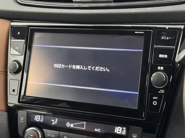 日産 エクストレイル 20Xi レザーエディション 福岡県 2020(令2)年 6.6万km ブリリアントホワイトパール パノラミックガラスルーフ　/純正９型ナビ／フルセグTV　/全方位カメラ　/インテリジェントルームミラー　/ＥＴＣ　/前方ドラレコ　/プロパイロット　/コーナーセンサー　/エマージェンシーブレーキ　/レーンキープ　/パワーバックドア　/シートヒーター　/ヒーテッドドアミラー　/パワーシート　/純正１８インチアルミホイール　/ＬＥＤヘッドライト