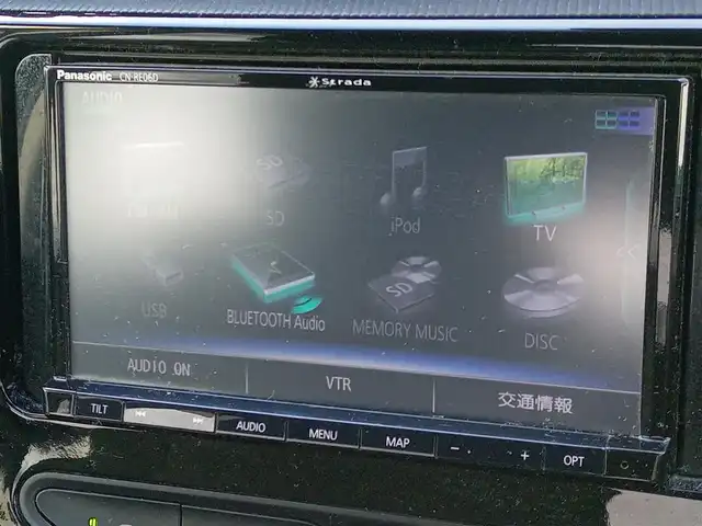 トヨタ アクア S 福井県 2017(平29)年 7.7万km ブラックマイカ 社外SDナビ（CN-RE06D）/・（フルセグTV/CD/DVD/Bluetooth）/バックカメラ/Toyota Safety Sense/レーンキープアシスト/横滑り防止装置/オートLEDライト/オートマチックハイビーム/ライトレベライザー/ステアリングリモコン/スペアタイヤ/スマートキー/保証書・取扱説明書