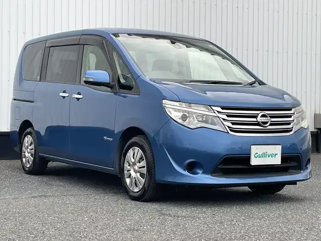 日産 セレナ 20X Vセレ +セーフ Sハイブリッド 千葉県 2015(平27)年 6.5万km シャイニングブルー 純正メモリナビ/(フルセグTV/BT/CD/DVD/FM/AM)/全周囲カメラ/純正フリップダウンモニター/衝突被害軽減システム/車線逸脱警報/クルーズコントロール/両側パワースライドドア/横滑り防止装置/ETC/アイドリングストップ/オートライト/ウィンカーミラー/電動格納ミラー/シートリフター/プッシュスタート/スマートキー/フロアマット/ドアバイザー