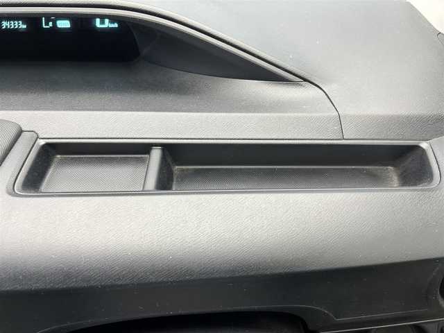 トヨタ アクア S 鹿児島県 2014(平26)年 3.5万km ディープアメジストマイカメタリック 純正ＳＤナビ【ＮＳＺＴ－Ｗ６２Ｇ】　/バックカメラ　/フルセグＴＶ　/Ｂｌｕｅｔｏｏｔｈ　/アイドリングストップ　/横滑り防止装置　/キセノンヘッドライト　/フロアマット　/純正ドアバイザー　/電動格納ミラー　/禁煙車