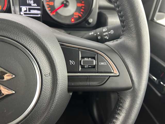 スズキ ジムニー XC 愛知県 2022(令4)年 1.1万km ミディアムグレー 禁煙車/ワンオーナー/４WD/ターボ/純正7インチディスプレイオーディオ/（AM/FM/CD/DVD/Bluetooth/USB）/バックカメラ/スズキセーフティサポート/・衝突軽減ブレーキ/・レーンキープアシスト/・オートマチックハイビーム/ETC/デジタルインナーミラー/前後ドライブレコーダー/シートヒーター/アイドリングストップ/ダウンヒルアシスト/ヘッドライトウォッシャー/純正16インチアルミホイール/純正フロントグリル有/スマートキー/スペアキー1本/プッシュスタート/LEDヘッドライト/フロントフォグランプ/オートライト/純正フロアマット/横滑り防止装置/電動格納ミラー/ヒーテッドドアミラー/