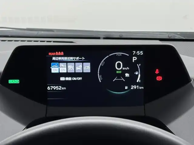 トヨタ プリウス Z 三重県 2023(令5)年 6.8万km プラチナホワイトパールマイカ ハイブリッド/FF/フロアCVT/純正 12.3インチディスプレイオーディオPlus＆ナビ/（FM/AM/TV/Bluetooth/USB/iPod/CarPlay/AndroidAuto/Miracast）/バックガイドモニター/モデリスタエアロ（F/S/R下）/ドライブレコーダー 前後/ETC2.0/Toyota Safety Sense/●プリクラッシュセーフティ/●レーントレーシングアシスト/●レーダークルコン（全車速追従機能付）/●オートハイビーム/●ロードサインアシスト/●ドライバー異常時対応システム/●プロアクティブドライビングアシスト/●発進遅れ告知機能/・緊急時操舵支援＋フロントクロストラフィックアラート/・ブラインドスポットモニター＆＋安心降車アシスト［SEA］＋後方車両接近告知（【OP】周辺車両接近時サポート（録画機能））/・トヨタ チームメイト［アドバンスト パーク］（リモート機能付）/など/装備/・AC100Vアクセサリーコンセント（1500W）/・シートヒーター＆ベンチレーション（D/N）/・オートライト/・LEDヘッドランプ/・オートエアコン/・電子パーキングブレーキ＆ブレーキホールド/・ステアリングスイッチ/・保/取/・19inAW/・スマートキーx2/など
