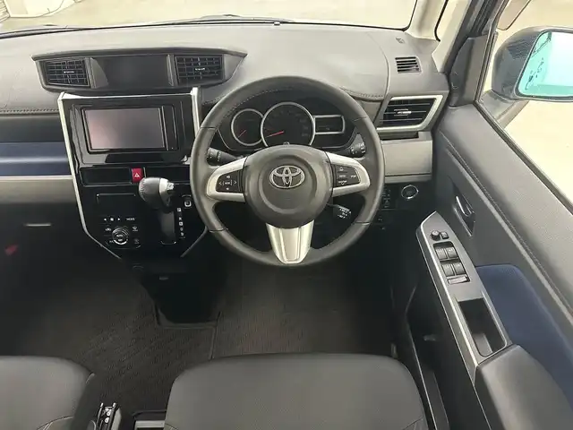 トヨタ タンク カスタムG－T 兵庫県 2019(令1)年 3.6万km シルバー トヨタセーフティセンス/純正SDナビ＆フルセグTV/（CD＆DVD＆SD＆BT）/バックカメラ/両側パワースライドドア/ビルトインETC/社外ドライブレコーダー/オートライト＆ハイビーム/LEDライト/スマートキー/プッシュスタート/コーナーセンサー/ドアバイザー/フロアマット/Wエアバック/スペアキー有り