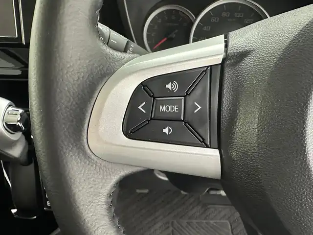 トヨタ タンク カスタムG－T 兵庫県 2019(令1)年 3.6万km シルバー トヨタセーフティセンス/純正SDナビ＆フルセグTV/（CD＆DVD＆SD＆BT）/バックカメラ/両側パワースライドドア/ビルトインETC/社外ドライブレコーダー/オートライト＆ハイビーム/LEDライト/スマートキー/プッシュスタート/コーナーセンサー/ドアバイザー/フロアマット/Wエアバック/スペアキー有り