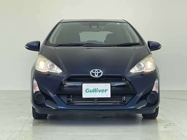トヨタ アクア S スタイルブラック 愛知県 2016(平28)年 7万km ダークブルーマイカ 純正ナビ/・Bluetooth/・CD/DVD/・ワンセグTV/バックカメラ/衝突軽減ブレーキ/レーンキープアシスト/オートマチックハイビーム/車両接近通報装置/ETC/前方ドライブレコーダー/エンジンスタートボタン/スマートキー/保証書/取扱説明書