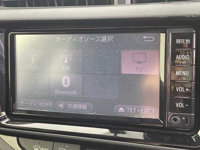トヨタ アクア S スタイルブラック 愛知県 2016(平28)年 7万km ダークブルーマイカ 純正ナビ/・Bluetooth/・CD/DVD/・ワンセグTV/バックカメラ/衝突軽減ブレーキ/レーンキープアシスト/オートマチックハイビーム/車両接近通報装置/ETC/前方ドライブレコーダー/エンジンスタートボタン/スマートキー/保証書/取扱説明書