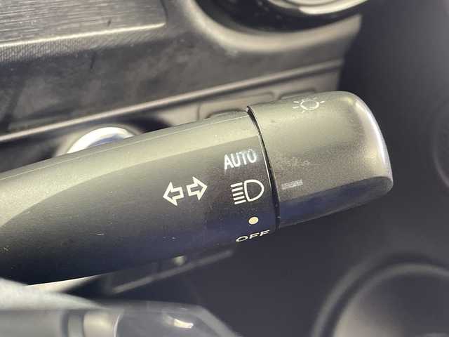 トヨタ アクア S スタイルブラック 愛知県 2016(平28)年 7万km ダークブルーマイカ 純正ナビ/・Bluetooth/・CD/DVD/・ワンセグTV/バックカメラ/衝突軽減ブレーキ/レーンキープアシスト/オートマチックハイビーム/車両接近通報装置/ETC/前方ドライブレコーダー/エンジンスタートボタン/スマートキー/保証書/取扱説明書