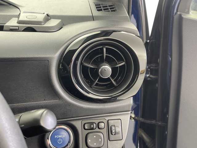 トヨタ アクア S スタイルブラック 愛知県 2016(平28)年 7万km ダークブルーマイカ 純正ナビ/・Bluetooth/・CD/DVD/・ワンセグTV/バックカメラ/衝突軽減ブレーキ/レーンキープアシスト/オートマチックハイビーム/車両接近通報装置/ETC/前方ドライブレコーダー/エンジンスタートボタン/スマートキー/保証書/取扱説明書