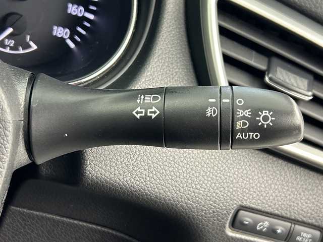 日産 エクストレイル 20X エマージェンシーブレーキ 奈良県 2014(平26)年 7.2万km 黒 純正7インチSDナビ/フルセグTV/Bluetoothオーディオ/DVD再生/バックカメラ/エマージェンシーブレーキ/車線逸脱警報/前後ソナー/横滑り防止/カプロンシート/４WD/ダウンヒルコントロール/ヒーテッドドアミラー/社外ETC/純正キセノンライト/純正フォグ/スマートキー/プッシュスタート/アイドリングストップ/ウインカーミラー/スペアキー